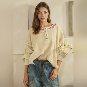 #1210 Oli & Hali Gentle Bloom X-Stitch Top